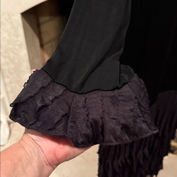 Slinky Brand Elegant Black Dress Size 1X - Picture 4 of 5